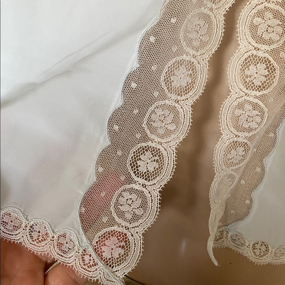 Gorgeous vintage bed jacket - Picture 5 of 12